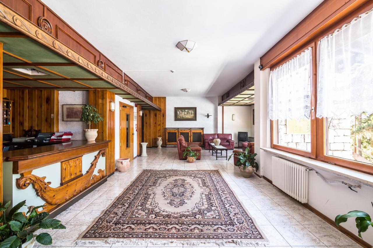 Royal Hotel Paolino كافارينو المظهر الخارجي الصورة