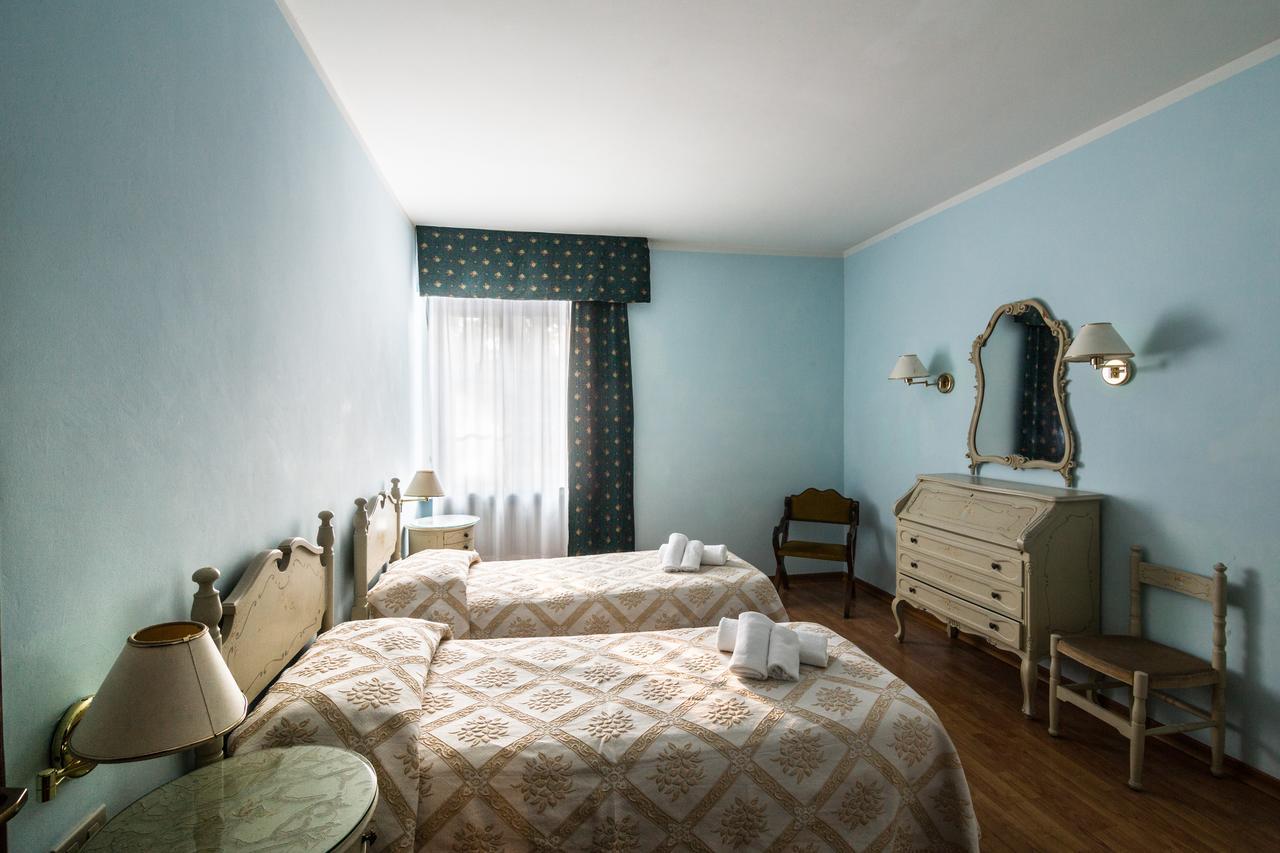 Royal Hotel Paolino كافارينو الغرفة الصورة